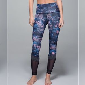 Lululemon if you’re lucky leggings